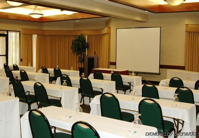 Courtyard By Marriott Bryan College Station Hotel Екстериор снимка