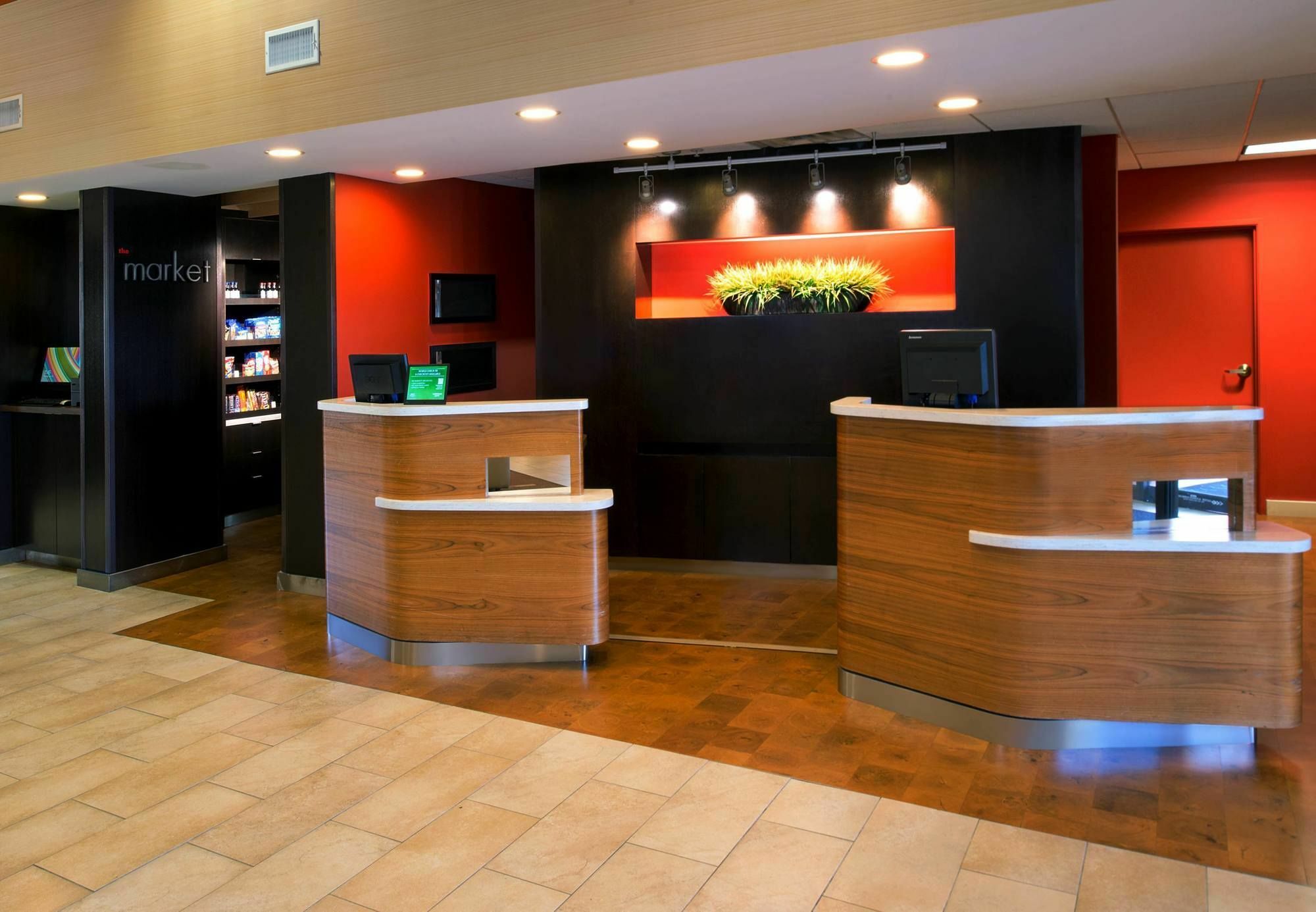 Courtyard By Marriott Bryan College Station Hotel Екстериор снимка
